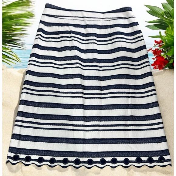 DE COLLECTION Striped Blue White Pencil Skirt Sz Medium Nautical Scalloped Hem - Picture 1 of 7